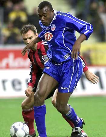 一些專家指 一些專家指